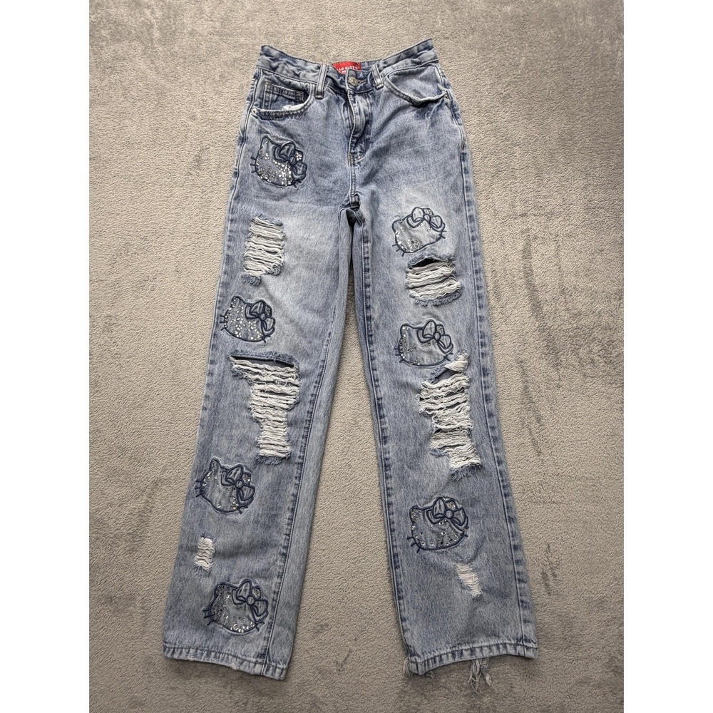 Hello Kitty x Forever 21‎ Jeans Womens Size 24 Light Wash Distressed Embroidered